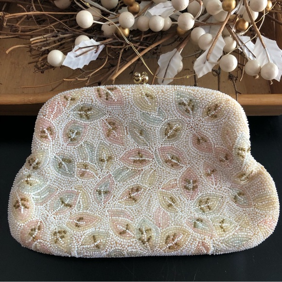 Handbags - Vintage All Beaded Evening Bag/Clutch
